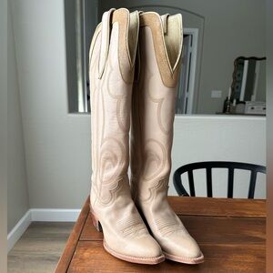 Tall Justin Brand Verlie Vintage Western Cowboy Boots in “Vanilla” Size 8